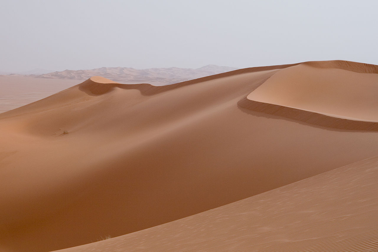 1280px-libya_4608_idehan_ubari_dunes_luca_galuzzi_2007